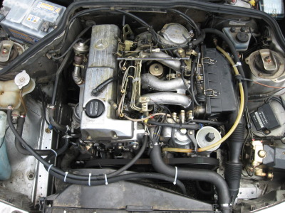 Blick auf den Motor von oben nach Umbau Blick auf den Motor von oben nach Umbau