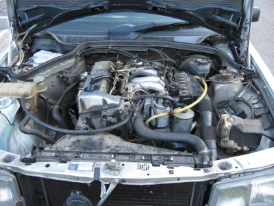 Blick auf den Motor von vorne Blick auf den Motor von vorne