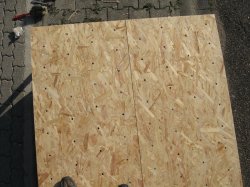 2 x OSB Platte mit Rasterrung - anklicken für größere Version